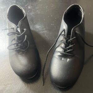 Weissman Black Tap Shoes for Kids